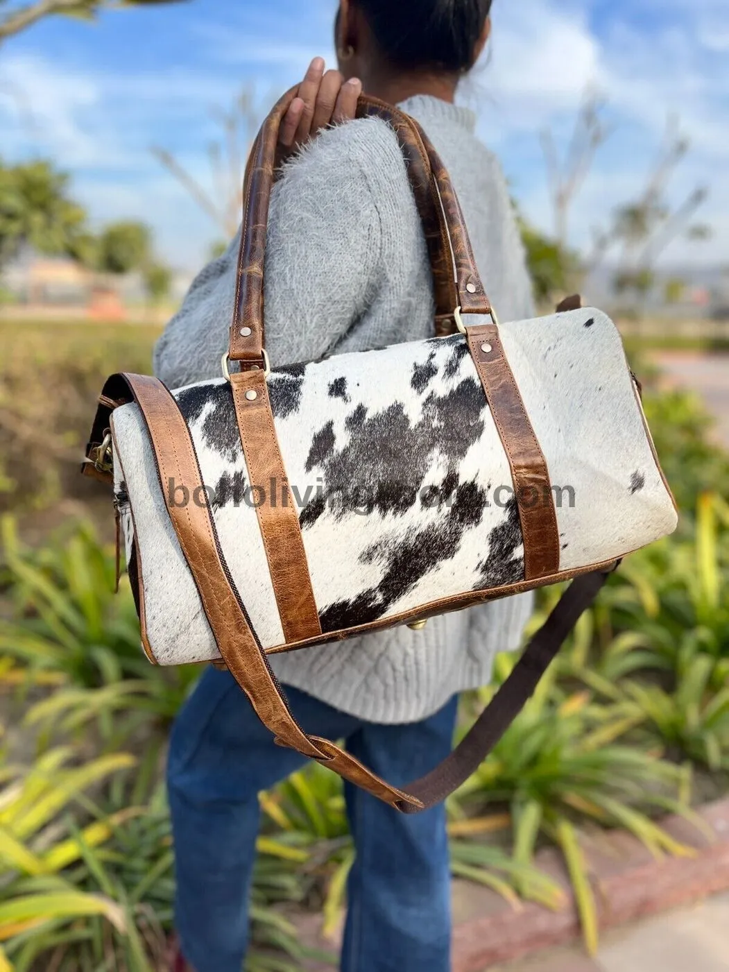 Cowhide Gym Bag Black White