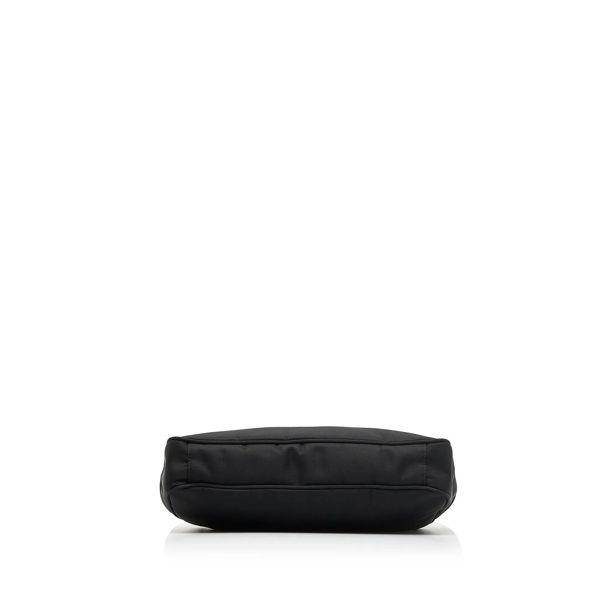 Fendi Nylon Shoulder Bag (SHG-qJjzxe)
